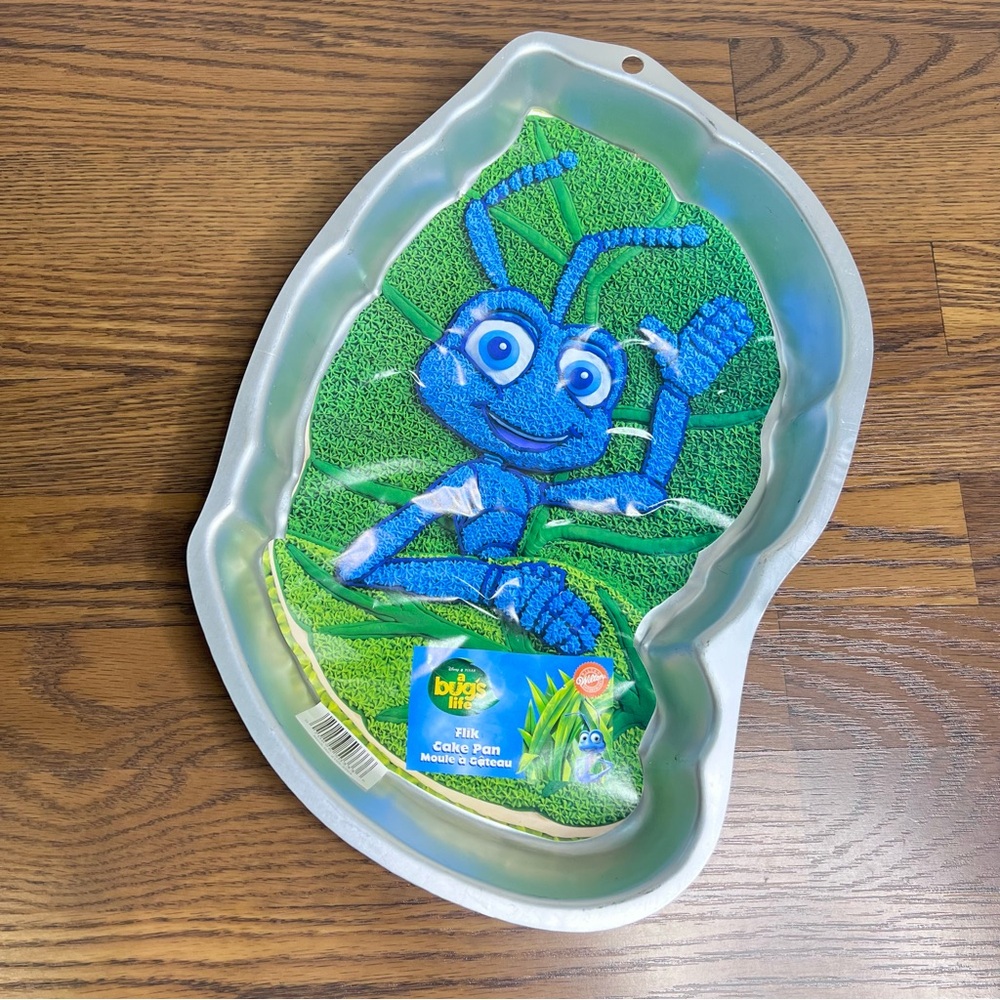 Wilton 1998 Disney Pixar Bugs Life Flik Cake Pan